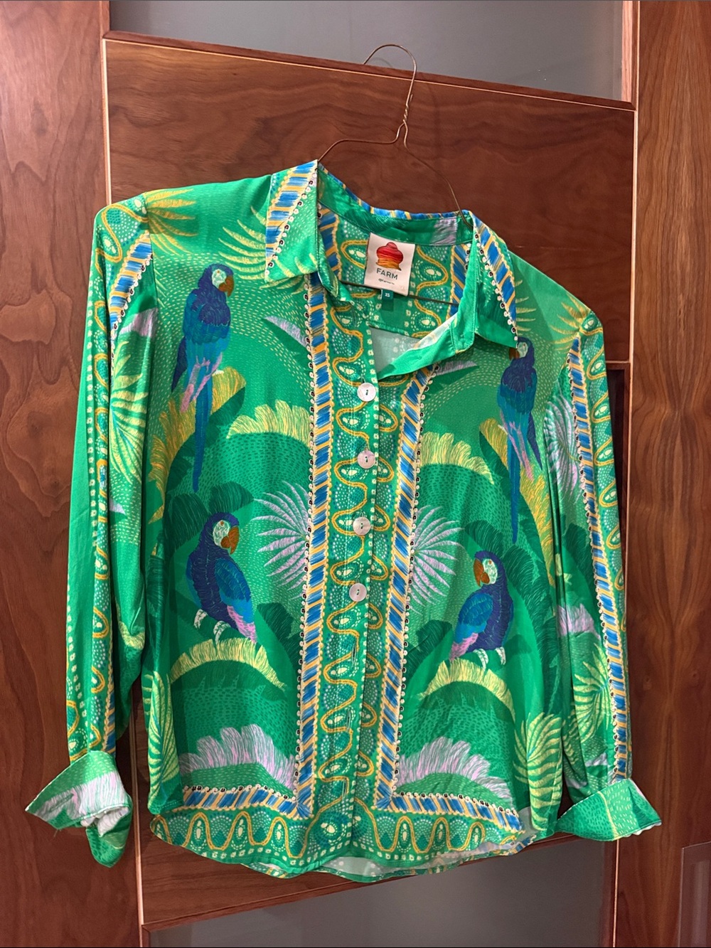 FARM Rio Green Parrot-Print Casual Button-Down Shirt